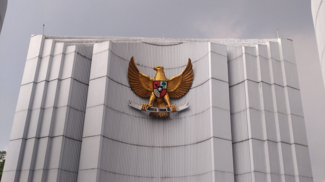 Pancasila. (universitas-pancasila)